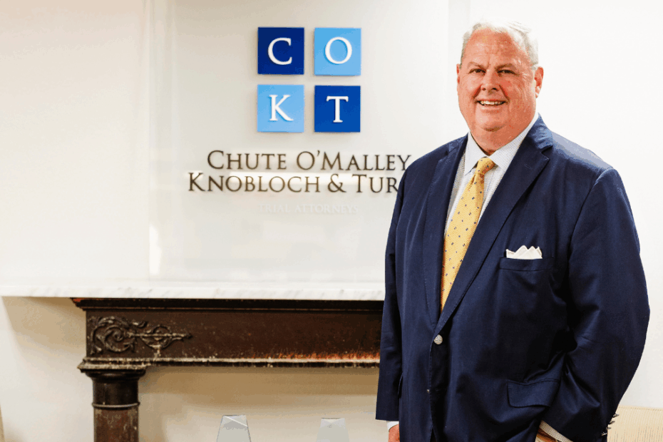 chute omalley knobloch turcy 930x620 1